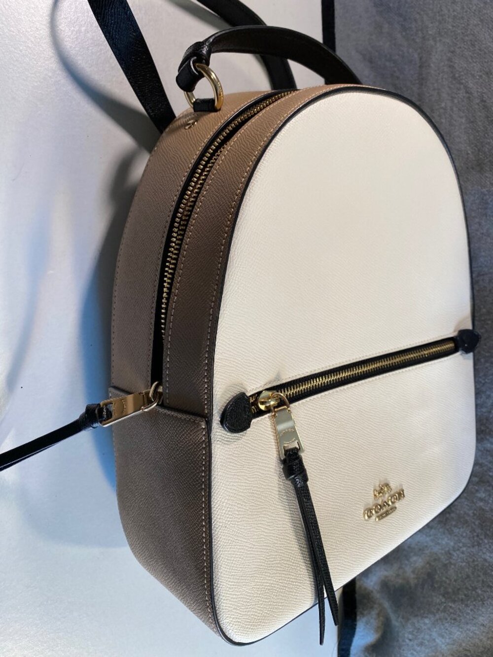 Coach Jordyn Colorblock Leather Backpack Cream Tan Black Gold Hardware L1921-166